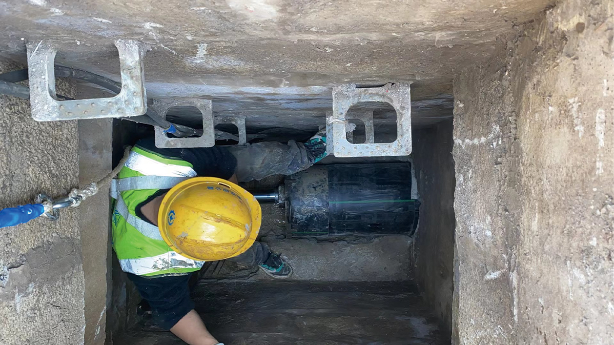 鹤峰HDPE短管内衬法